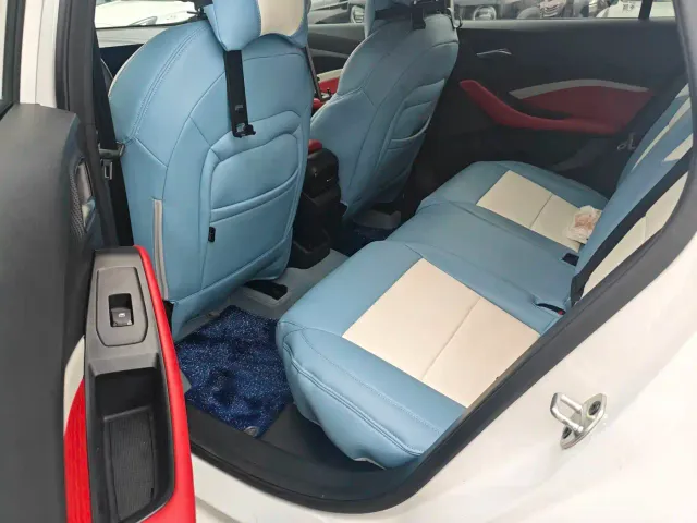 MG MG5 2023 180DVVT CVT Flagship Edition — Фото автомобиля 10