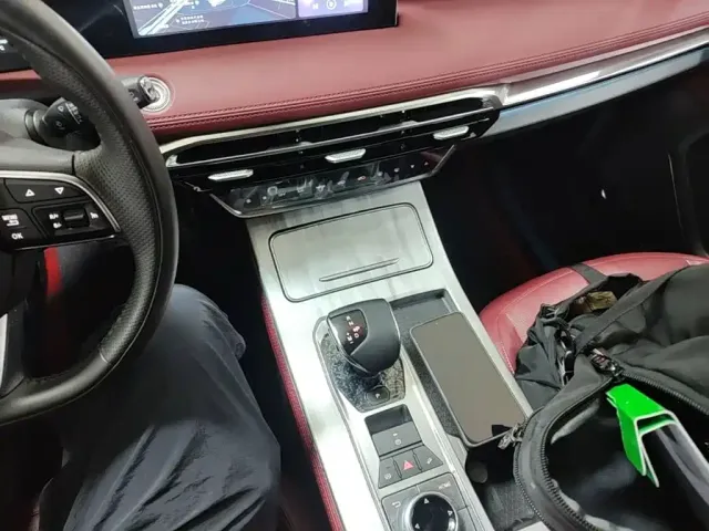 Jetour X70 Plus — Фото автомобиля 13