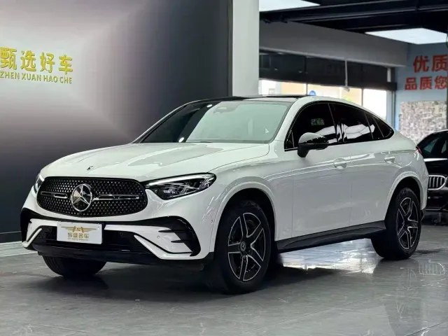 Фотография автомобиля — Mercedes-Benz GLC Coupe