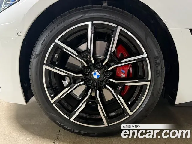 BMW 4 Series G22 — Фото автомобиля 16