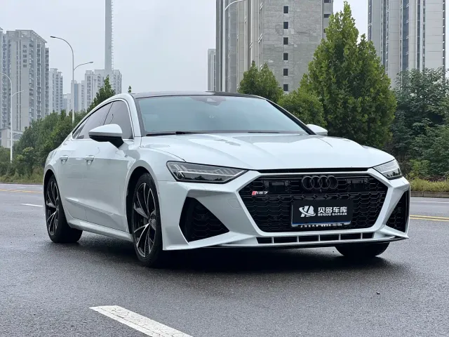 Audi A7 — Фото автомобиля 3
