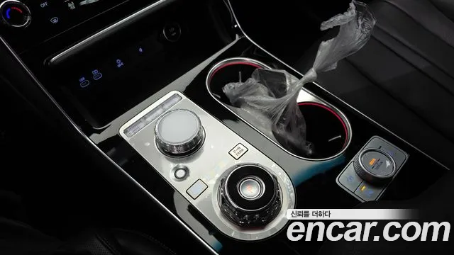 Genesis GV80 2.5T Бензин AWD — Фото автомобиля 9