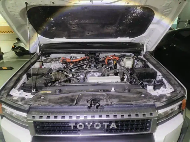 Toyota Prado — Фото автомобиля 9