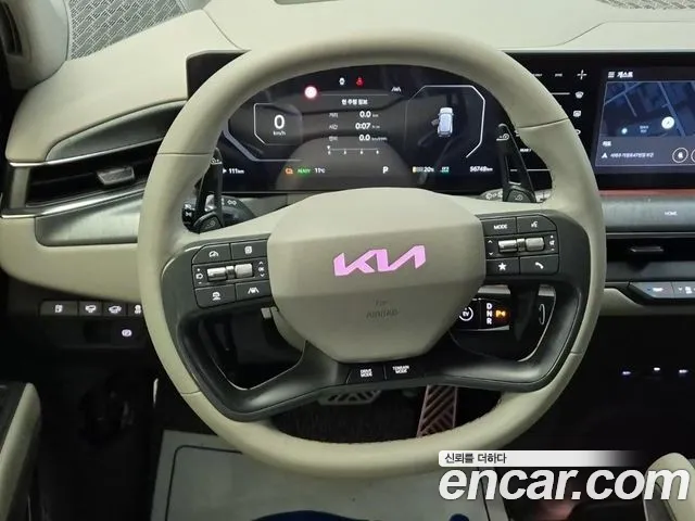 Kia EV9 — Фото автомобиля 7