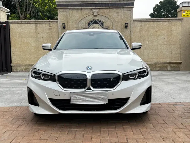 BMW i3 — Фото автомобиля 2