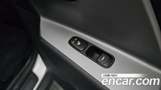 Kia Niro — Фото автомобиля 25