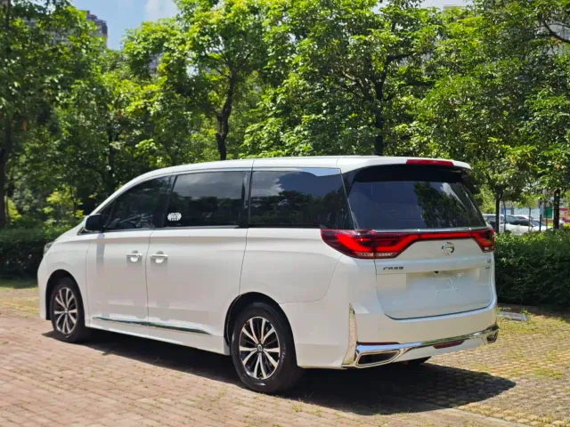 GAC Trumpchi M8 — Фото автомобиля 5