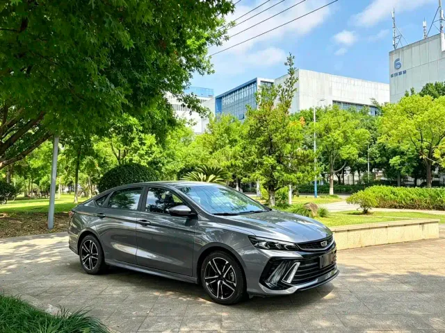 Geely Binrui — Фото автомобиля 3