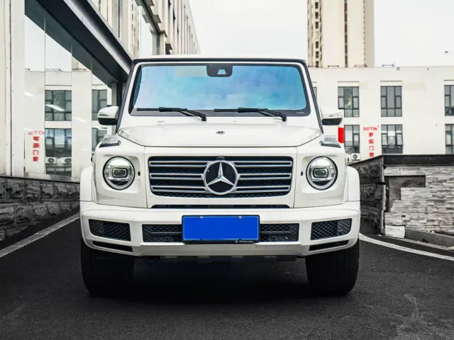 Mercedes-Benz G-Class — Фото автомобиля 2