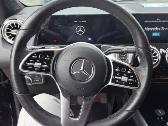 Mercedes-Benz GLB-Class — Фото автомобиля 15