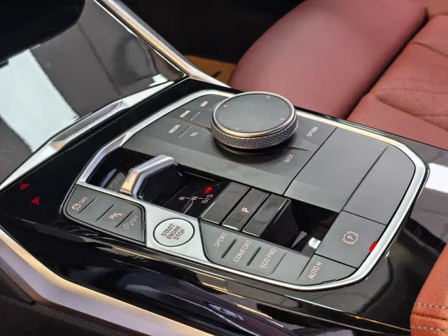 BMW 3 Series — Фото автомобиля 11