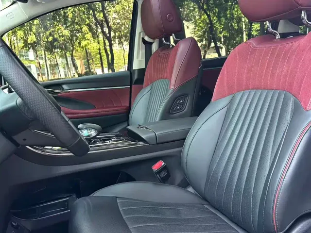 GAC Trumpchi E9 — Фото автомобиля 5