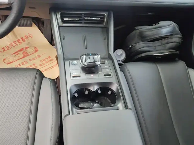 BYD Qin L — Фото автомобиля 13
