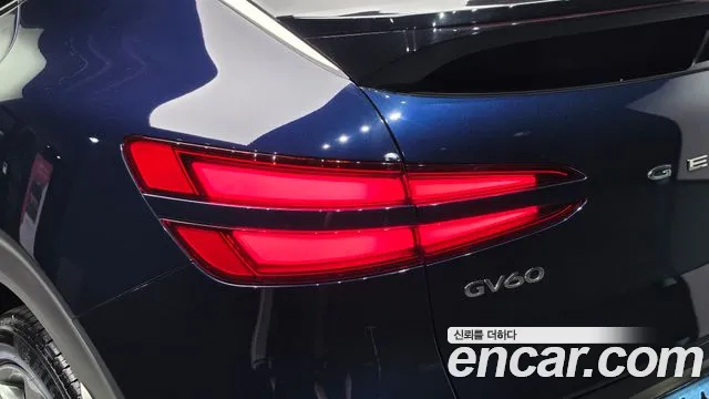 Genesis GV60 — Фото автомобиля 8