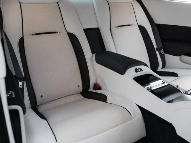Rolls-Royce Wraith — Фото автомобиля 22