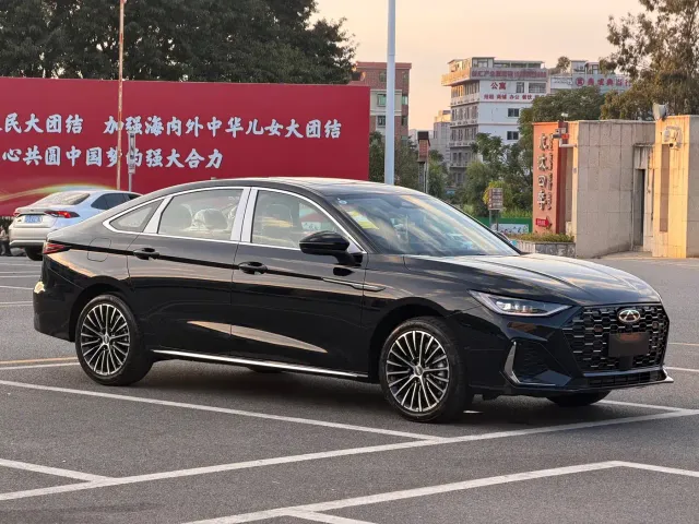 Chery Arrizo 8 PRO — Фото автомобиля 3