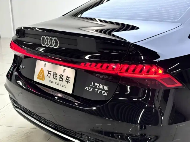 Audi A7L — Фото автомобиля 7