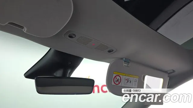 Tesla Model Y — Фото автомобиля 20