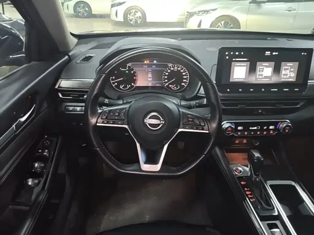 Nissan Teana — Фото автомобиля 10