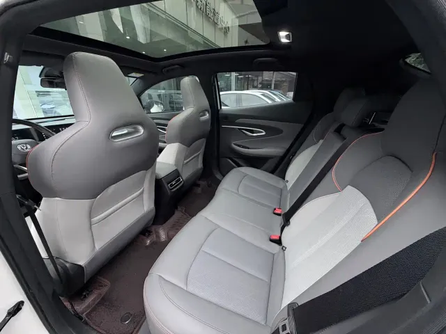Changan UNI-T — Фото автомобиля 15