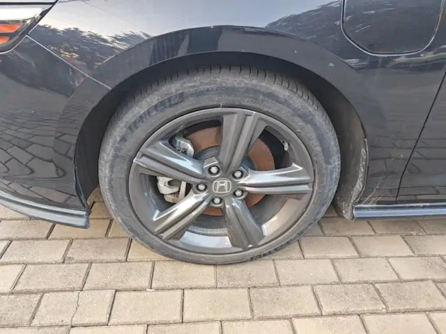 Honda Accord — Фото автомобиля 22