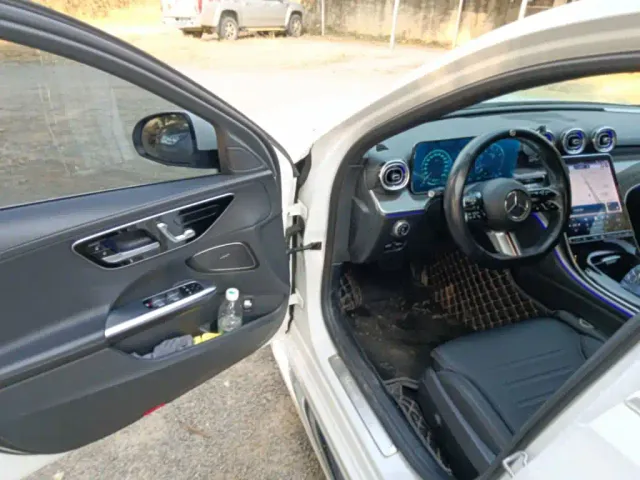 Mercedes-Benz C-Class — Фото автомобиля 12
