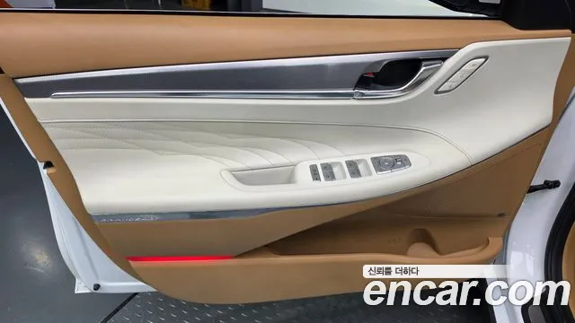 Hyundai Grandeur — Фото автомобиля 22