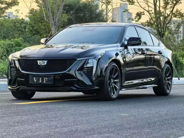 Cadillac CT5 — Фото автомобиля 3