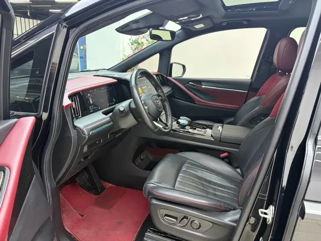 GAC Trumpchi M8 — Фото автомобиля 4
