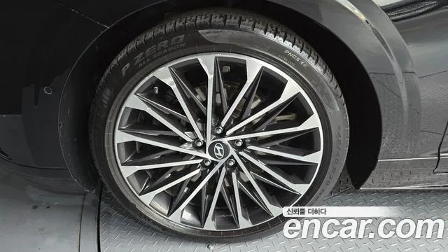 Hyundai Grandeur Grandeur (GN7) 3.5 Бензин 4WD — Фото автомобиля 5