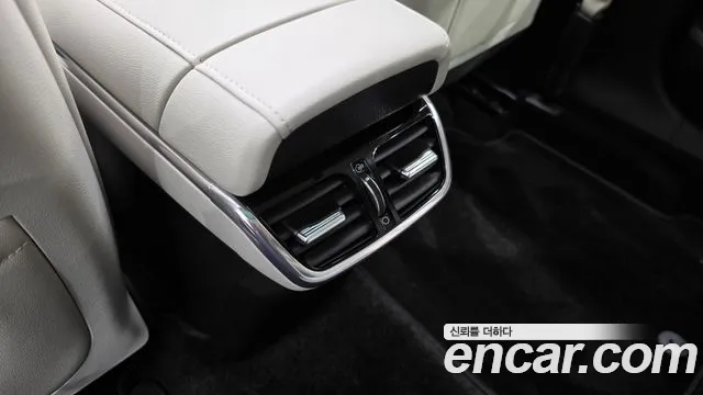 Hyundai Grandeur — Фото автомобиля 24