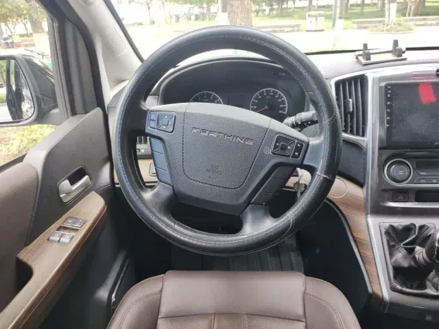 Forthing Lingzhi PLUS — Фото автомобиля 6