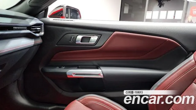 Ford Mustang Mustang 7 поколение 5.0 GT Premium Купе — Фото автомобиля 23
