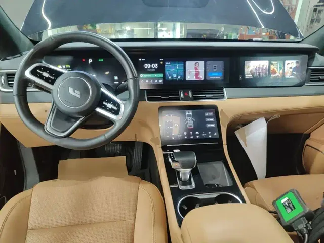 Li Auto ONE — Фото автомобиля 9