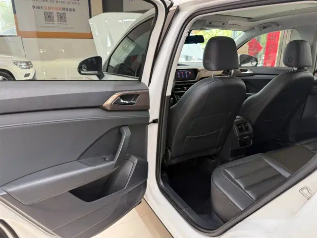 Volkswagen Tharu — Фото автомобиля 16