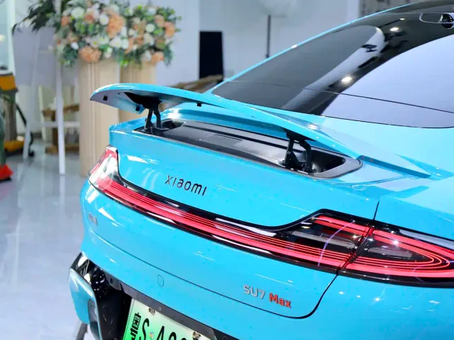 Xiaomi SU7 — Фото автомобиля 7