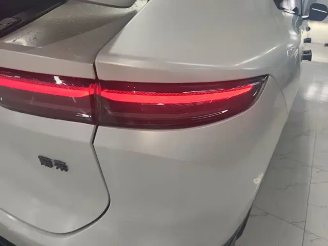 Nio EC7 — Фото автомобиля 7