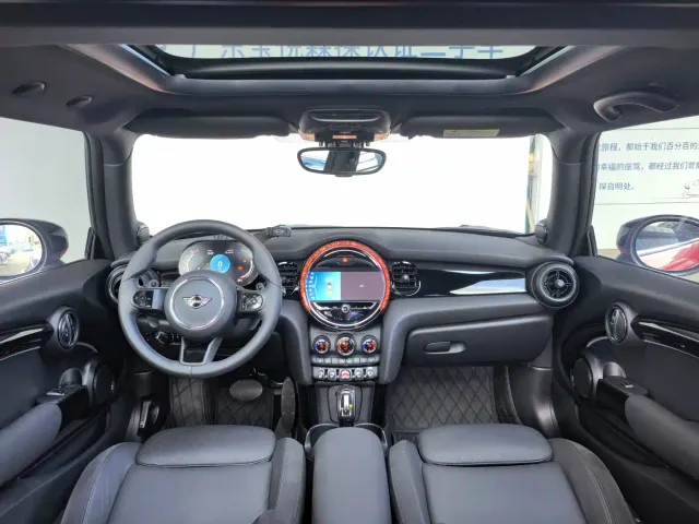 MINI Hatch — Фото автомобиля 5