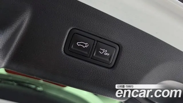 Kia Carnival Generation 4 — Фото автомобиля 16