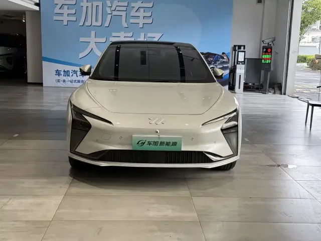 IM Motors L7 — Фото автомобиля 2