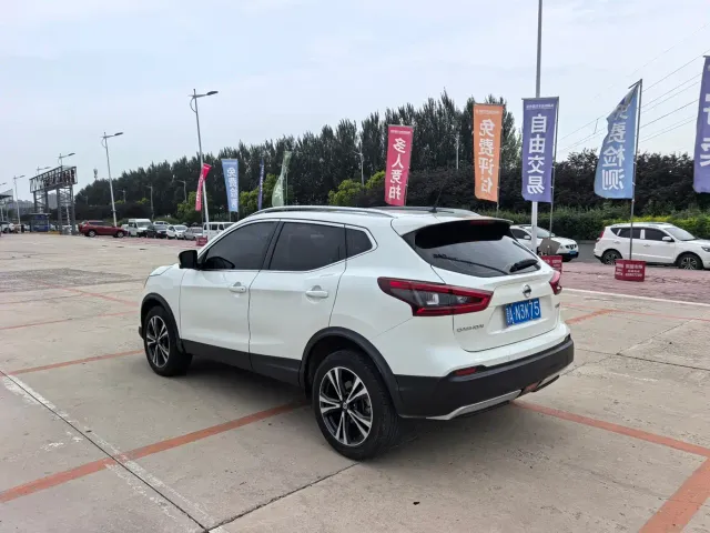 Nissan Qashqai — Фото автомобиля 6
