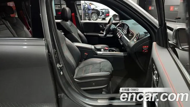 Mercedes-Benz GLB-Class — Фото автомобиля 11