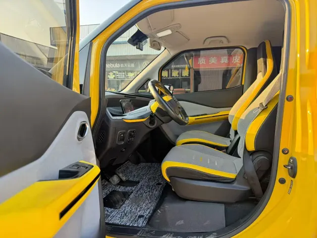 Wuling NanoEV — Фото автомобиля 7