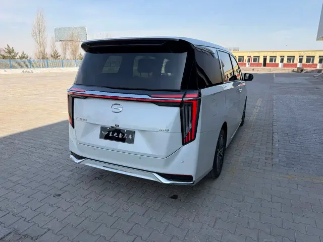 GAC Trumpchi M8 — Фото автомобиля 6