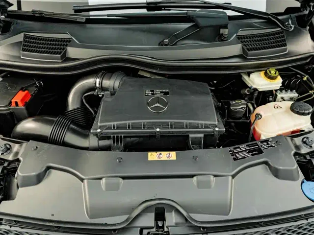 Mercedes-Benz V-Class — Фото автомобиля 27