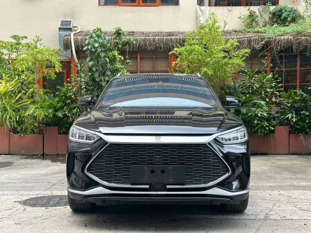 BYD Song PLUS — Фото автомобиля 2
