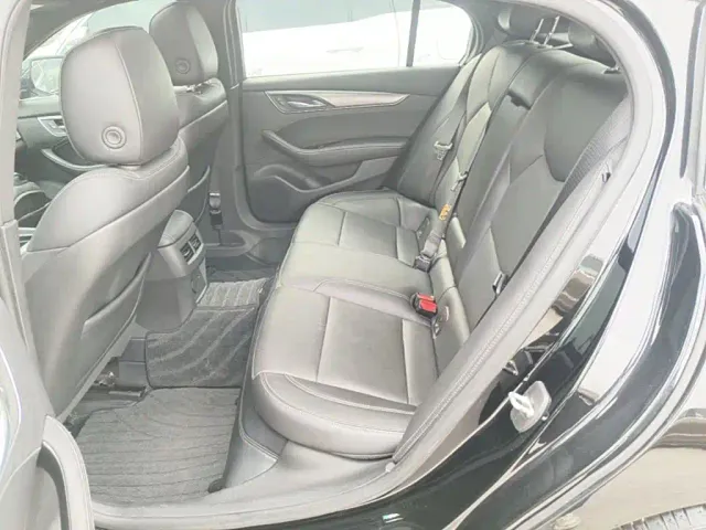 Cadillac CT5 — Фото автомобиля 16