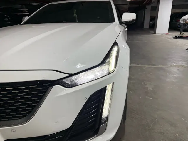 Cadillac CT5 — Фото автомобиля 8