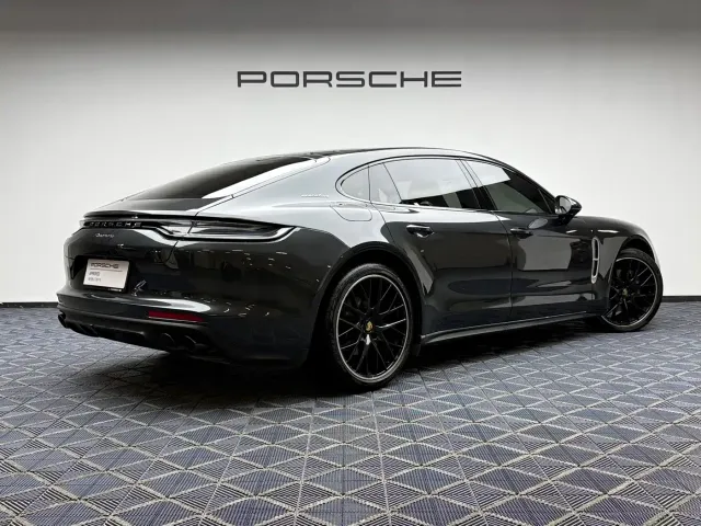 Porsche Panamera — Фото автомобиля 15