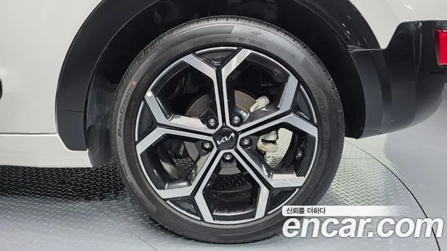 Kia Niro The All New Niro — Фото автомобиля 6